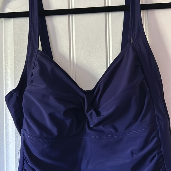 Bloonchic one piece bathing suit - Picture 2 of 6